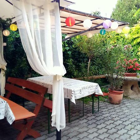 Burg Apartmanház Gyula Exterior foto
