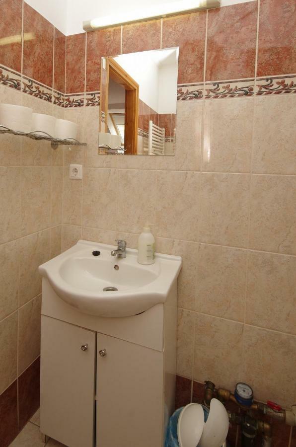 Burg Apartmanház Gyula Exterior foto